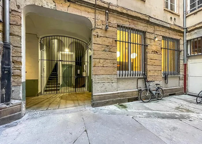 Cosy Opera - Avec Balneo Et Clim A Apartment